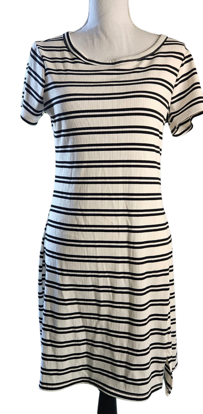 No Comment T-Shirt Dress Womens Size XL Black White Striped Short Sleeve NWT